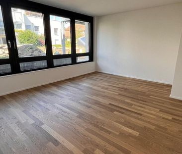 Frisch sanierte 2.5-Zimmerwohnungen an zentraler Lage in Lyss - Foto 2