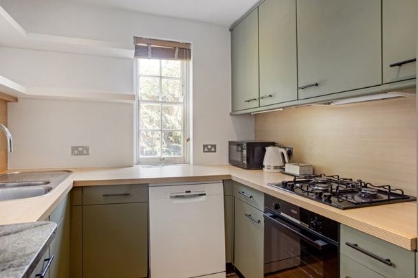 1 bedroom flat to rent - Photo 1