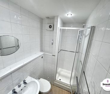 Studio to rent - Photo 6