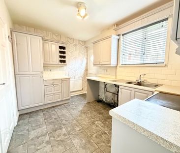 3 Chichester Park West, Ballymena, BT42 4BJ - Photo 3