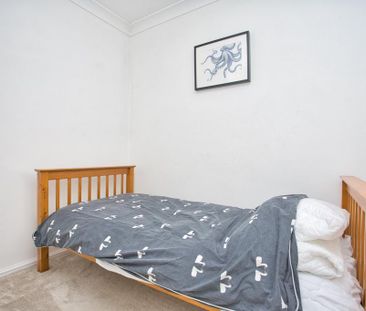 3 bedroom bungalow to rent - Photo 2