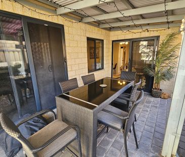 Scarborough - Photo 3