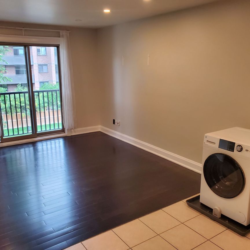 For Lease - 28 Victoria Avenue Unit# 310, Hamilton, Ontario - Photo 1