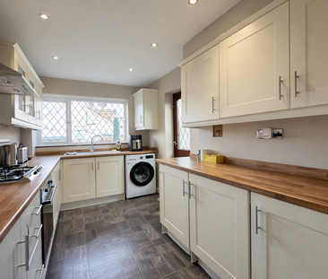 3 bedroom semi-detached house to rent - Photo 4