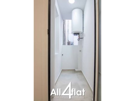 Piso de alquiler en Calle Bonsoms, Sants-Badal - Photo 2