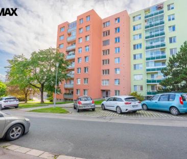 Pronájem bytu 3+1 s balkonem a sklepem, Brno-Bohunice - Fotografie 3