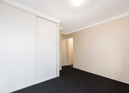 2-Bedroom Home in Brabham! - Photo 5