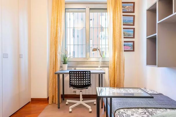 Via Santa Rita da Cascia, Milan, Lombardy 20143 - Foto 1