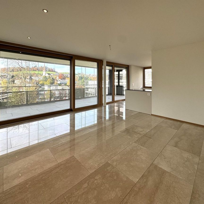 High-quality living environment with spacious terrace - Photo 1