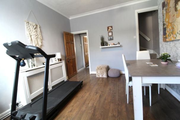 2 bedroom House for rent - Photo 1