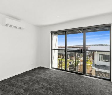 Live The Elio Lifestyle - Photo 2