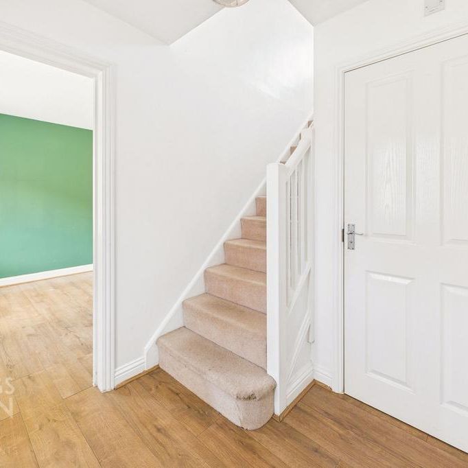 3 bedroom semi-detached house to rent - Photo 1