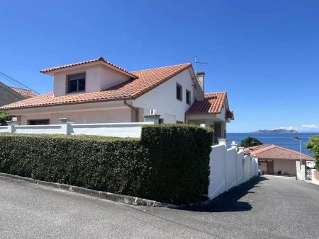Baiona - Photo 4