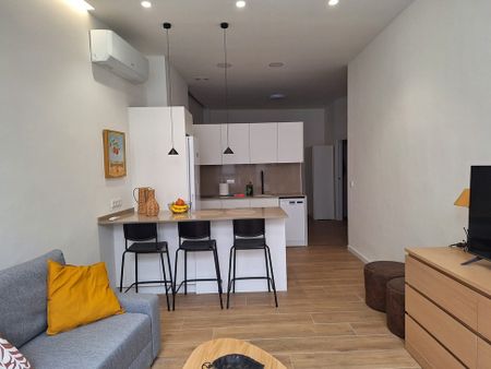 València, Valencian Community 46001 - Photo 3