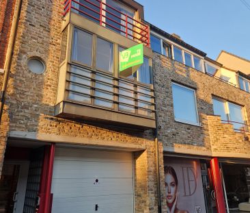 Appartement met één slaapkamer en garagebox in het centrum van Wijn... - Photo 4