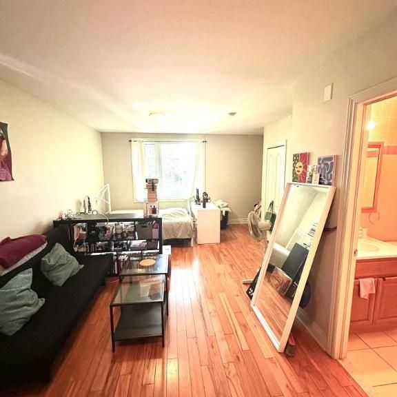 2 1/2 - Montréal (Côte-des-Neiges) - 1 060 $/mois - Photo 1