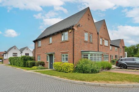 3 bedroom semi-detached house to rent - Photo 4