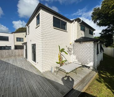 8D Cosgrave Road, Papakura, Auckland - Photo 2