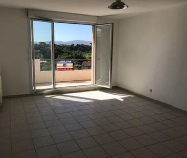 Appartement 3 pièces 66m2 MARSEILLE 13EME 914 euros - Photo 5