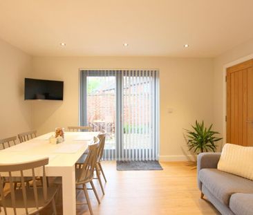 2 bedroom terraced house to rent - Photo 3
