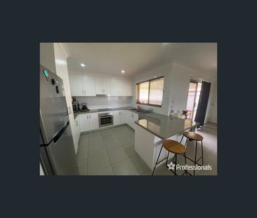 4 Rehbein Avenue, Qunaba, Qld 4670 - Photo 1