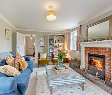 4 bedroom detached house to rent - Photo 1