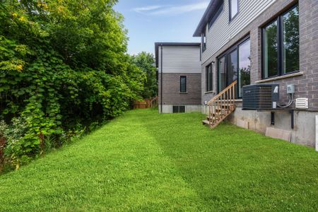 For Lease - 103 Marconi Court, London East, Ontario - Photo 5