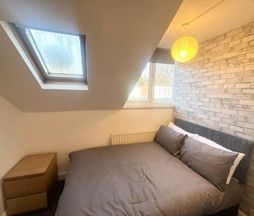 Glebe Avenue (Room 3), Kirkstall, Leeds - Photo 5