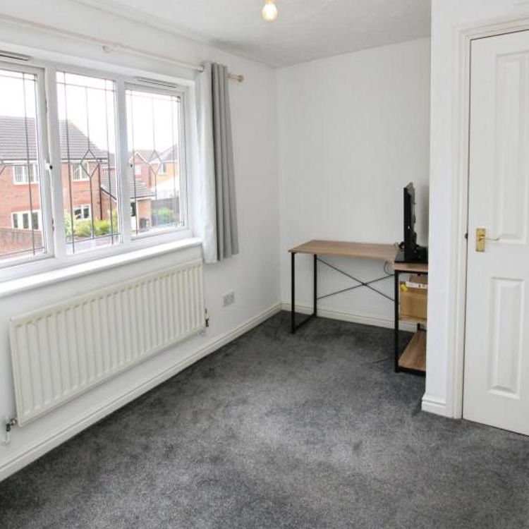 A great chance to rent a two bedroom house in Emersons Green with private garden and driveway to fit two cars. Please contact us for more details… - Photo 1