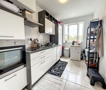 1090 JETTE - Photo 6