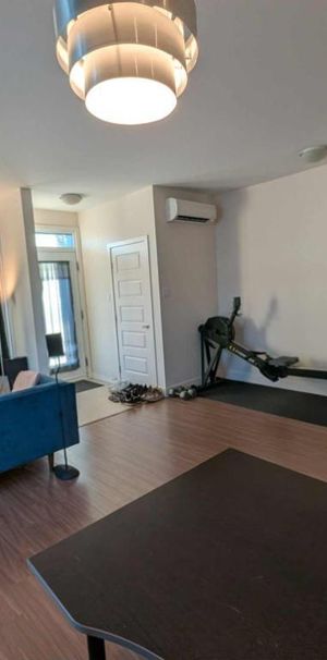 4 ½ style condo – Rez-de-chaussée – 2993 rue Dickson - Photo 1