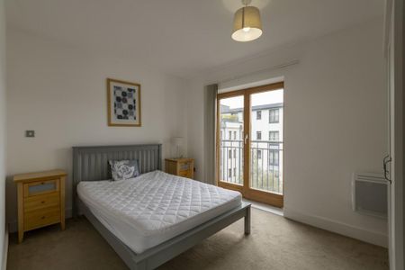 2 bedroom penthouse to rent - Photo 5