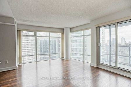 Quantum North Tower Lofts - Photo 3