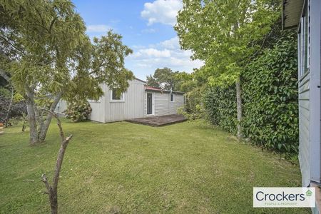 Bright and airy family home - Photo 3