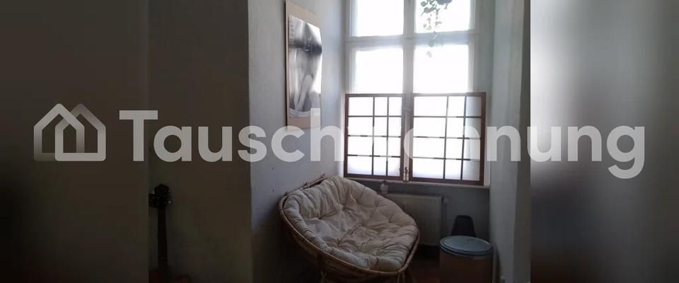 TAUSCHWOHNUNG 2 Zimmer Altbauwohnung mit großem Wohnzimmer - Foto 1