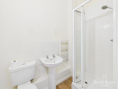 2 bedroom apartment to rent - Photo 4