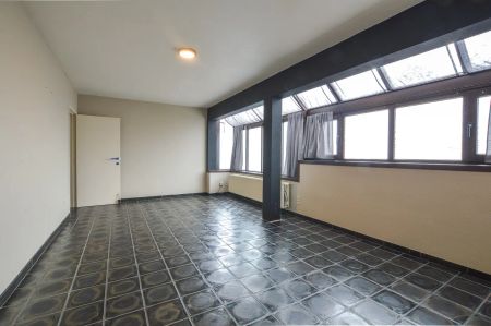 Gelijkvloers appartement met garage te huur te Zandvoorde - Foto 2