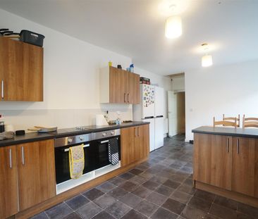 4 College Road - Photo 4