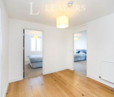 2 bedroom apartment to rent Sirius 2, The Boardwalk, BN2 - Photo 3