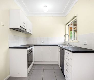 Comfort and serenity in peaceful Orchard Hills - Photo 4