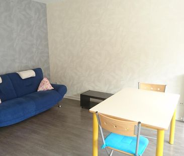 Location Appartement 2 pièces 47m² VALENCIENNES 59300 - Photo 1