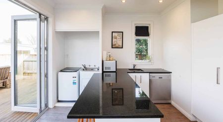 Easy care living on Havill - Photo 2