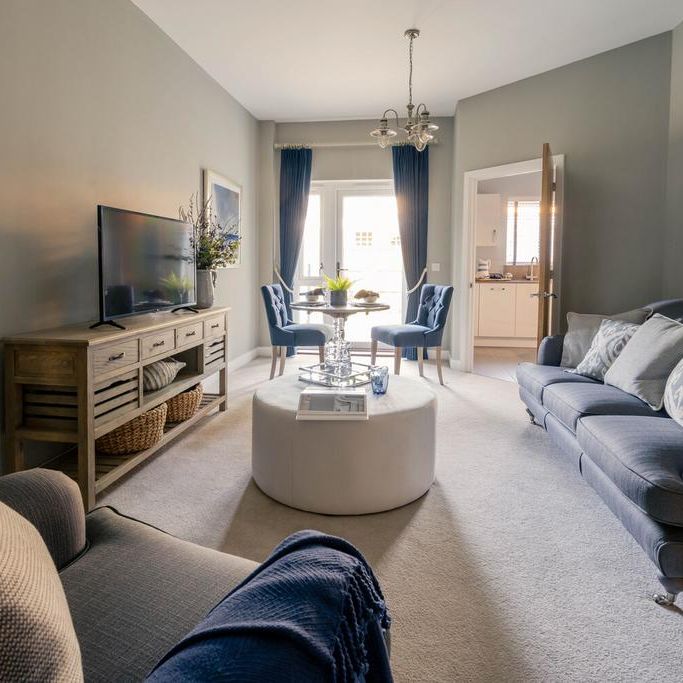 2 bedroom retirement property to rent - Photo 1