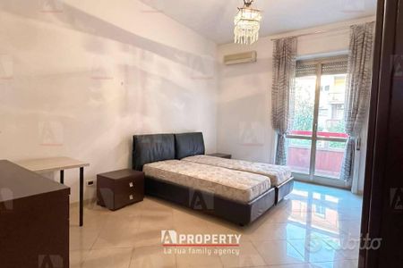 Stanza in appartamento di 140 m² a Roma - Photo 3