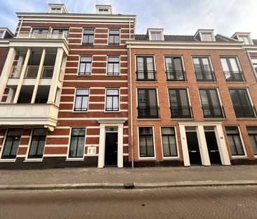 Appartement te huur: Lange Lombardstraat 20 2512 VP Den Haag - Photo 1