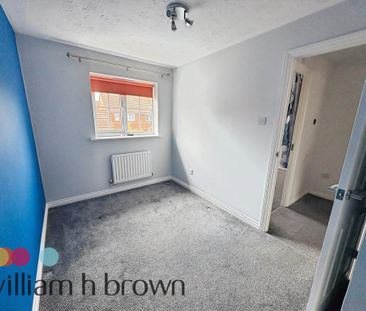 2 bedroom end of terrace house to rent - Photo 4