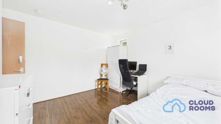 RM3 High Street | Newham | London | E12 6SL - Photo 2