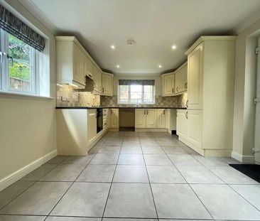 Pound Meadow Court, Mildenhall, IP28 - Photo 4