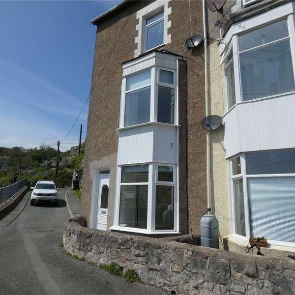 Prospect Terrace, Llandudno, Conwy, LL30 - Photo 1