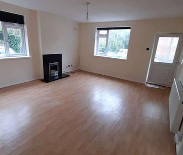 Barratt Close, Stoneygate, Leicester, LE2 - Photo 1